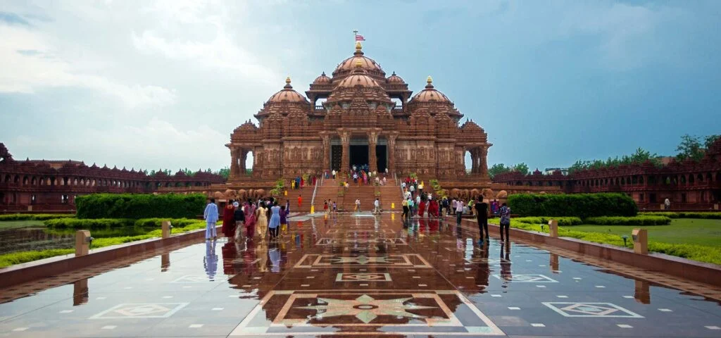 Swaminarayan Akshardham temple | best free places to visit in delhi ncr