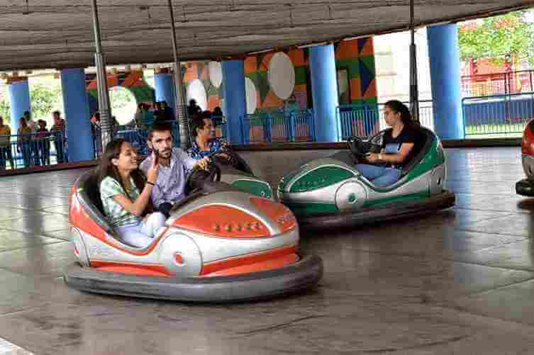 adventure island rohini car crash rides