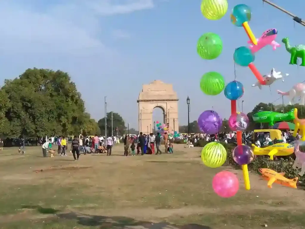 India Gate Delhi Garden
