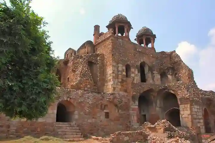 Purana Qila Delhi ruins