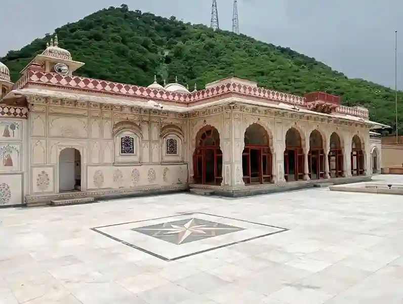 Sisodia Rani ka Bagh