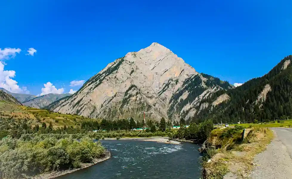 habba khatoon mountain jammu and kashmir